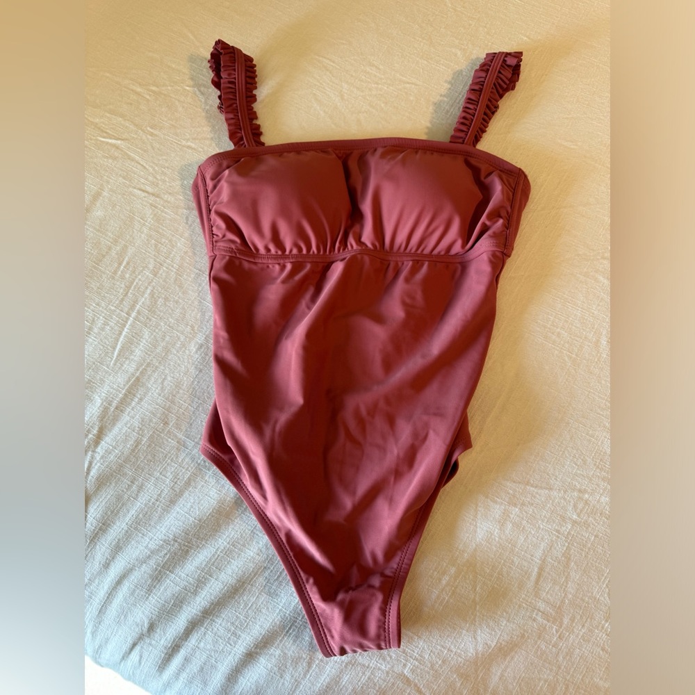 Brand new one piece Kona Sol women’s swimsuit!